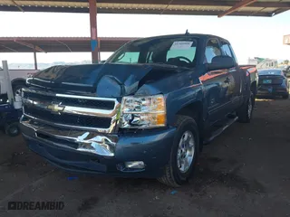 2011 Chevrolet Silverado 1500 LT with VIN 1GCRCSE06BZ150373, listed as a IAAI auction lot 41760988 with 118,941 mi miles. Bid and sale history available at carsss.com. Image 17.