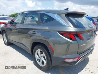 2022 Hyundai Tucson SE with VIN 5NMJA3AE3NH070046, listed as a IAAI auction lot 42197532 with 32,425 mi miles and . Bid and sale history available at carsss.com. Image 3.