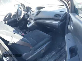 2014 Honda CR-V LX with VIN 3CZRM3H33EG701074, listed as a IAAI auction lot 41533756 with 127,928 mi miles. Bid and sale history available at carsss.com. Image 5.
