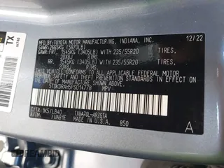 2023 Toyota Highlander L z VIN 5TDKDRAH5PS014778, wystawiony jako IAAI lot #41081620 z przebiegiem 49 047 mil mil oraz . Historia ofert i sprzedaży dostępna na DreamBid. Obrazek 9.