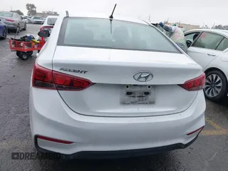 2019 Hyundai Accent SE with VIN 3KPC24A35KE072913, listed as a IAAI auction lot 41507672 with 68,218 mi miles and . Bid and sale history available at carsss.com. Image 17.