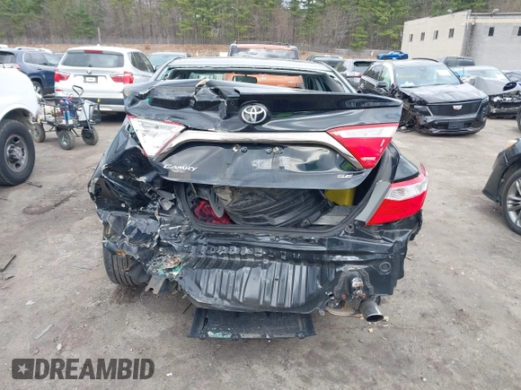 2015 Toyota Camry XLE with VIN 4T1BF1FK7FU079685, listed as a IAAI auction lot 41998976 with 109,489 mi miles. Bid and sale history available at carsss.com. Image 17.