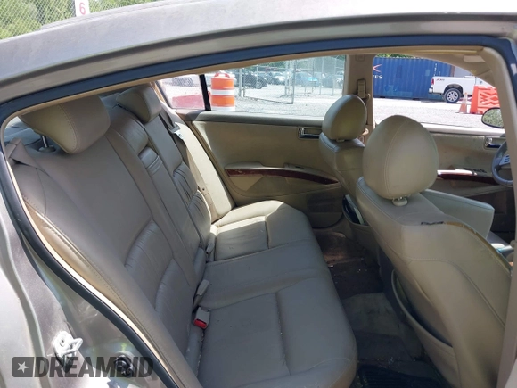 2005 Nissan Maxima SL with VIN 1N4BA41E75C827514, listed as a IAAI auction lot 42278792 with 211,365 mi miles and . Bid and sale history available at DreamBid. Image 8.