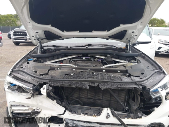 2021 BMW X6 xDrive40i z VIN 5UXCY6C00M9F88215, wystawiony jako IAAI lot #41646498 z przebiegiem 43 587 mil mil oraz . Historia ofert i sprzedaży dostępna na DreamBid. Obrazek 10.