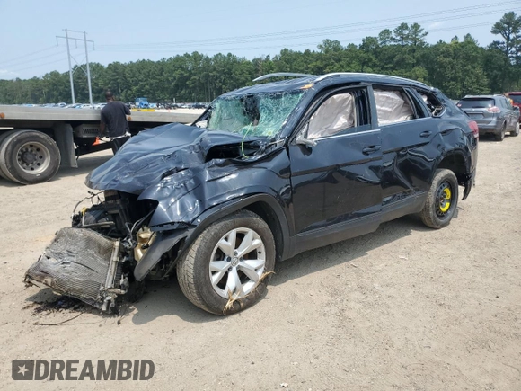 2018 Volkswagen Atlas SE z VIN 1V2DR2CA4JC540103, wystawiony jako Copart lot #58858405 z przebiegiem Nie podano mil oraz Szkoda całkowita • Salvage title. Historia ofert i sprzedaży dostępna na DreamBid. Obrazek 1.