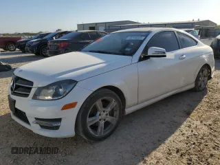 2015 Mercedes-Benz C-Class C 250 with VIN WDDGJ4HB8FG358171, listed as a Copart auction lot 49249085 with 106,497 mi miles and Clean Title. Bid and sale history available at carsss.com. Image 1.