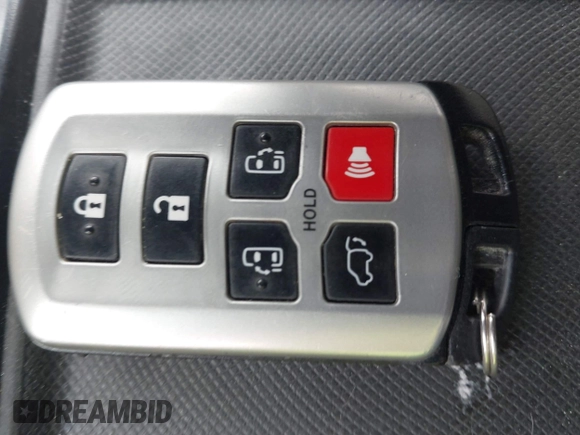 2017 Toyota Sienna XLE Auto Access Seat с VIN 5TDYZ3DC5HS864503, выставлен на аукционе IAAI как лот 42176788 с пробегом 113 755 миль миль и . История ставок и продаж доступна на DreamBid. Изображение 11.
