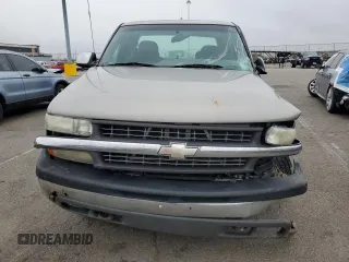 2001 Chevrolet Silverado 1500 LS with VIN 1GCEK19T51E153223, listed as a Copart auction lot 52352725 with 148,608 mi miles and Salvage Title. Bid and sale history available at carsss.com. Image 5.
