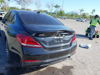 2019 Genesis G70 2.0T Sport with VIN KMTG24LA4KU016333, listed as a IAAI auction lot 41536018 with 70,587 mi miles. Bid and sale history available at carsss.com. Image 18.