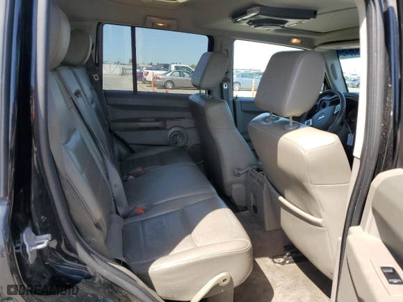 2008 Jeep Commander Sport with VIN 1J8HG48N98C217796, listed as a Copart auction lot 52293645 with 292,103 mi miles and Salvage Title. Bid and sale history available at carsss.com. Image 11.
