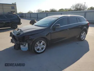 2015 Volvo V60 T5 Drive-E Premier with VIN YV140MEBXF1207382, listed as a Copart auction lot 75951574 with 96,905 mi miles and Salvage Title. Bid and sale history available at carsss.com. Image 1.