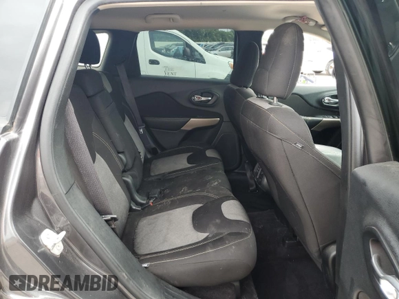 2017 Jeep Cherokee Sport z VIN 1C4PJLABXHW578368, wystawiony jako Copart lot #57166745 z przebiegiem Nie podano mil oraz Szkoda całkowita • Salvage title. Historia ofert i sprzedaży dostępna na DreamBid. Obrazek 11.