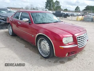 2007 Chrysler 300 C with VIN 2C3KA63HX7H627163, listed as a IAAI auction lot 41740970 with 161,315 mi miles. Bid and sale history available at carsss.com. Image 1.