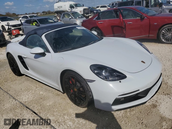 2022 Porsche 718 Boxster GTS 4.0 z VIN WP0CD2A85NS228315, wystawiony jako Copart lot #77248204 z przebiegiem Nie podano mil oraz Nie do naprawy. Historia ofert i sprzedaży dostępna na DreamBid. Obrazek 4.