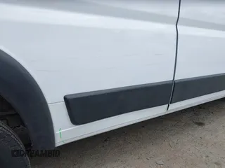 2025 Ram ProMaster Cargo Tradesman with VIN 3C6LRVDG5SE519375, listed as a IAAI auction lot 42217734 with 3,940 mi miles and . Bid and sale history available at DreamBid. Image 17.