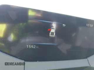 2024 Toyota Prius LE z VIN JTDACAAU9R3035781, wystawiony jako IAAI lot #41458562 z przebiegiem 1 592 mil mil oraz . Historia ofert i sprzedaży dostępna na DreamBid. Obrazek 7.