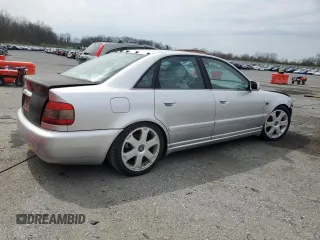 2001 Audi S4 z VIN WAURD68D61A048004, wystawiony jako Copart lot #53137275 z przebiegiem 146 494 mil mil oraz Szkoda całkowita • Salvage title. Historia ofert i sprzedaży dostępna na DreamBid. Obrazek 3.