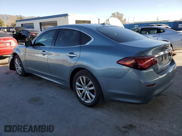 2018 Infiniti Q70 Luxe with VIN JN1BY1AR6JM220020, listed as a Copart auction lot 85592334 with 39,494 mi miles and Salvage title. Bid and sale history available at DreamBid. Image 2.