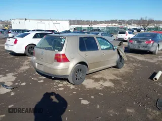 2005 Volkswagen Golf с VIN 9BWFR61J354015902, выставлен на аукционе IAAI как лот 41462331 с пробегом 235 754 миль миль и . История ставок и продаж доступна на DreamBid. Изображение 4.