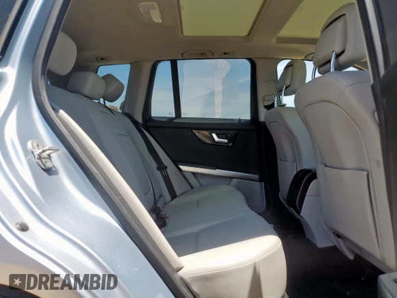 2015 Mercedes-Benz GLK 350 with VIN WDCGG8JB7FG409227, listed as a Copart auction lot 56945485 with 135,416 mi miles and Clean Title. Bid and sale history available at DreamBid. Image 11.