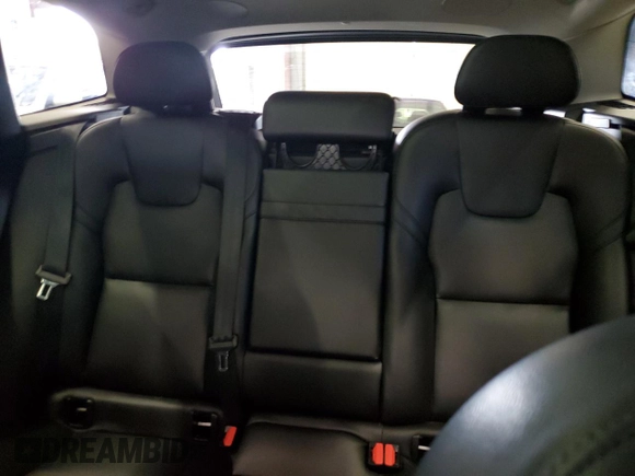 2019 Volvo XC60 Momentum z VIN LYVA22RK4KB188445, wystawiony jako Copart lot #60859585 z przebiegiem 150 208 mil mil oraz Czysty tytuł • Clean title. Historia ofert i sprzedaży dostępna na DreamBid. Obrazek 10.