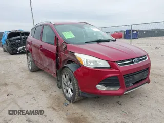 2015 Ford Escape Titanium with VIN 1FMCU0J90FUB93018, listed as a IAAI auction lot 41646313 with 150,711 mi miles. Bid and sale history available at carsss.com. Image 1.