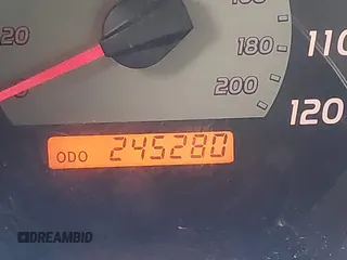 2005 Toyota Tacoma z VIN 5TEUU42N35Z060609, wystawiony jako IAAI lot #42119427 z przebiegiem 245 280 mil mil oraz . Historia ofert i sprzedaży dostępna na DreamBid. Obrazek 16.