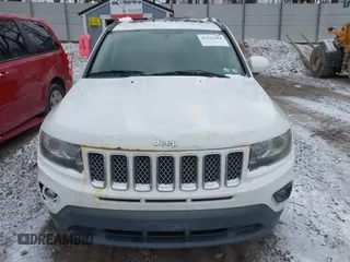 2015 Jeep Compass Limited with VIN 1C4NJDCB9FD216387, listed as a IAAI auction lot 41231484 with 95,436 mi miles. Bid and sale history available at carsss.com. Image 11.