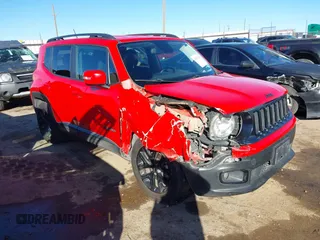 2017 Jeep Renegade Latitude с VIN ZACCJABB6HPF76261, выставлен на аукционе IAAI как лот 41469168 с пробегом 99 896 миль миль и . История ставок и продаж доступна на DreamBid. Изображение 1.