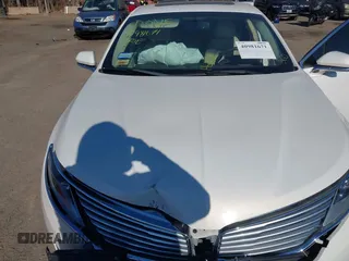 2013 Lincoln MKZ with VIN 3LN6L2G98DR805036, listed as a IAAI auction lot 40981671 with 121,079 mi miles and . Bid and sale history available at DreamBid. Image 10.