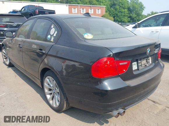 2011 BMW 3 Series 328i xDrive with VIN WBAPK5G50BNN78951, listed as a IAAI auction lot 42444095 with 163,620 mi miles and . Bid and sale history available at DreamBid. Image 3.