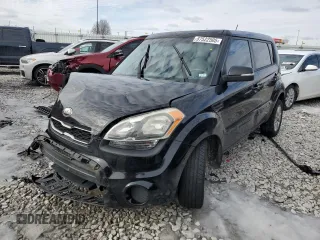 2013 Kia Soul + z VIN KNDJT2A60D7531688, wystawiony jako Copart lot #87522505 z przebiegiem 190 550 mil mil oraz Szkody całkowita. Historia ofert i sprzedaży dostępna na DreamBid. Obrazek 1.