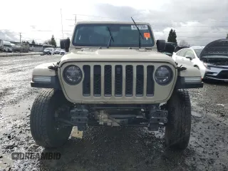 2020 Jeep Gladiator Rubicon with VIN 1C6JJTBG5LL178882, listed as a Copart auction lot 47971205 with 102,757 mi miles and Salvage Title. Bid and sale history available at DreamBid. Image 5.