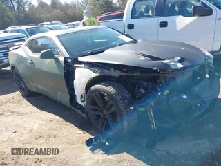 2017 Chevrolet Camaro 1SS z VIN 1G1FF1R72H0172498, wystawiony jako IAAI lot #41493053 z przebiegiem 115 465 mil mil oraz . Historia ofert i sprzedaży dostępna na DreamBid. Obrazek 1.
