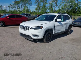2019 Jeep Cherokee Limited z VIN 1C4PJLDB1KD380924, wystawiony jako IAAI lot #42621908 z przebiegiem 136 231 mil mil oraz . Historia ofert i sprzedaży dostępna na DreamBid. Obrazek 17.