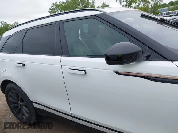 2018 Land Rover Range Rover Velar R-Dynamic SE with VIN SALYL2RN9JA723337, listed as a IAAI auction lot 42344905 with 103,789 mi miles and . Bid and sale history available at DreamBid. Image 14.