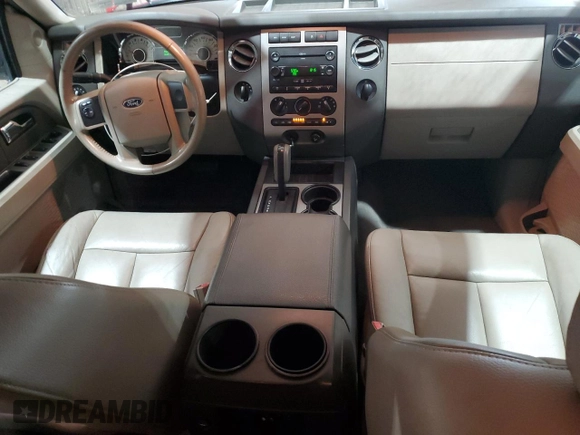 2007 Ford Expedition XLT with VIN 1FMFU16547LA55255, listed as a Copart auction lot 62493755 with 118,463 mi miles and Salvage title. Bid and sale history available at DreamBid. Image 8.