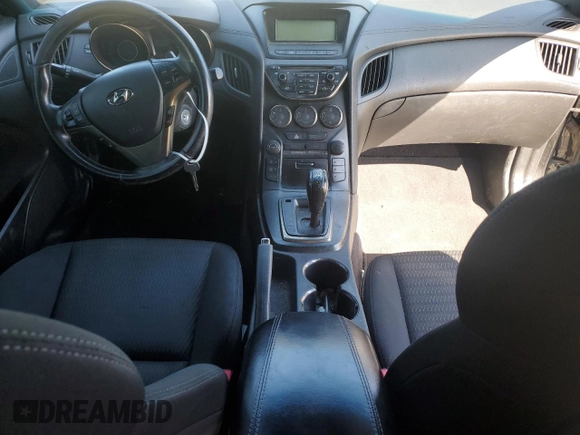 2013 Hyundai Genesis Coupe Premium z VIN KMHHT6KDXDU092323, wystawiony jako Copart lot #47131065 z przebiegiem 144 850 mil mil oraz Szkody całkowita. Historia ofert i sprzedaży dostępna na DreamBid. Obrazek 8.