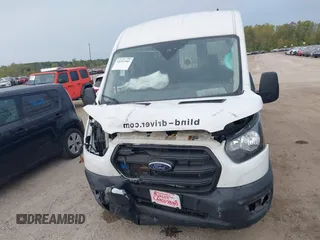 2020 Ford Transit Cargo с VIN 1FTBR2C86LKA34576, выставлен на аукционе IAAI как лот 40383985 с пробегом 54 377 миль миль и . История ставок и продаж доступна на DreamBid. Изображение 12.