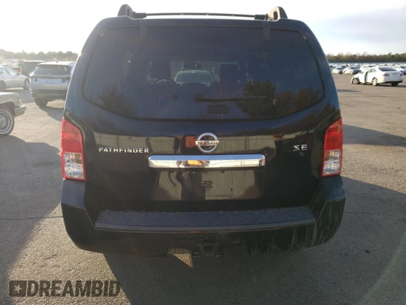 2010 Nissan Pathfinder SE z VIN 5N1AR1NB9AC611571, wystawiony jako Copart lot #55248904 z przebiegiem 155 592 mil mil oraz Nie do naprawy • Non repairable. Historia ofert i sprzedaży dostępna na DreamBid. Obrazek 6.