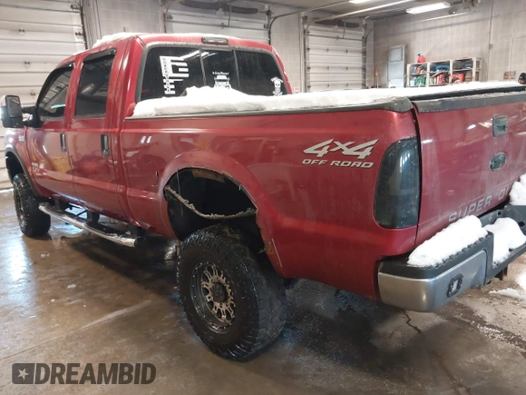 2002 Ford Super Duty F-250 XL with VIN 1FTNW21F52EB32227, listed as a IAAI auction lot 41589142 with 204,441 mi miles. Bid and sale history available at carsss.com. Image 3.