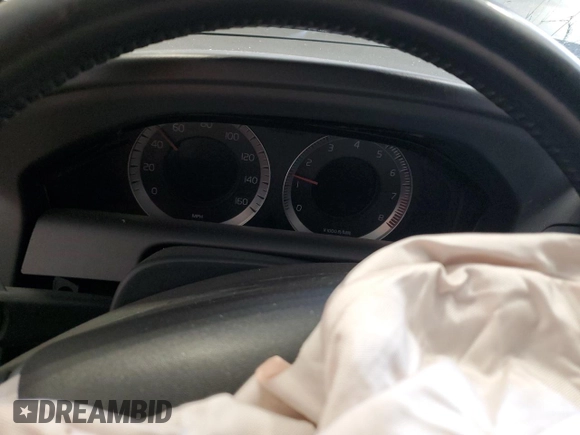 2011 Volvo XC60 3.0T с VIN YV4902DZ4B2154047, выставлен на аукционе Copart как лот 48101785 с пробегом Не указан миль и На запчасти • Non repairable. История ставок и продаж доступна на DreamBid. Изображение 9.