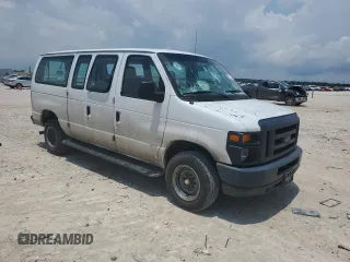 2014 Ford Econoline Passenger XL with VIN 1FBNE3BL8EDB05793, listed as a Copart auction lot 57317744 with 199,493 mi miles and Clean Title. Bid and sale history available at carsss.com. Image 4.
