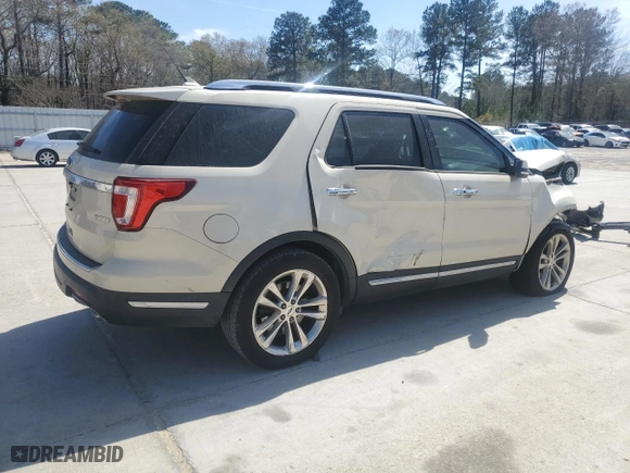 2018 Ford Explorer Limited with VIN 1FM5K7FH2JGB52386, listed as a Copart auction lot 49624745 with 126,242 mi miles and Salvage Title. Bid and sale history available at carsss.com. Image 3.