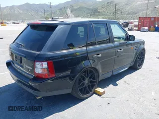 2008 Land Rover Range Rover Sport SC with VIN SALSH23428A178955, listed as a IAAI auction lot 39029918 with 132,303 mi miles. Bid and sale history available at carsss.com. Image 4.