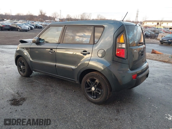 2011 Kia Soul + with VIN KNDJT2A26B7258864, listed as a IAAI auction lot 41068819 with 244,397 mi miles. Bid and sale history available at carsss.com. Image 3.