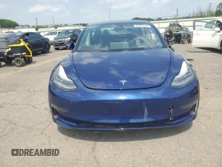 2021 Tesla Model 3 Long Range z VIN 5YJ3E1EB5MF853256, wystawiony jako Copart lot #60751685 z przebiegiem 58 959 mil mil oraz Szkoda całkowita • Salvage title. Historia ofert i sprzedaży dostępna na DreamBid. Obrazek 5.