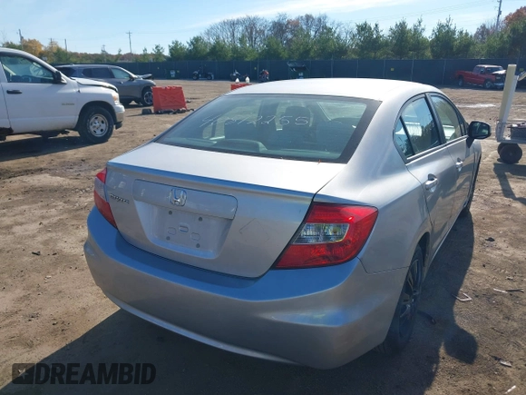 2012 Honda Civic LX z VIN 19XFB2F58CE107540, wystawiony jako IAAI lot #40812255 z przebiegiem 155 402 mil mil oraz . Historia ofert i sprzedaży dostępna na DreamBid. Obrazek 4.