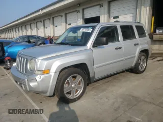 2008 Jeep Patriot Limited z VIN 1J8FF48W78D686169, wystawiony jako Copart lot #60756965 z przebiegiem 142 440 mil mil oraz Czysty tytuł • Clean title. Historia ofert i sprzedaży dostępna na DreamBid. Obrazek 1.