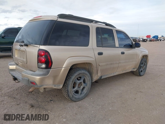 2006 Chevrolet TrailBlazer LS with VIN 1GNET16S366165954, listed as a IAAI auction lot 41499839 with 278,344 mi miles and . Bid and sale history available at DreamBid. Image 4.